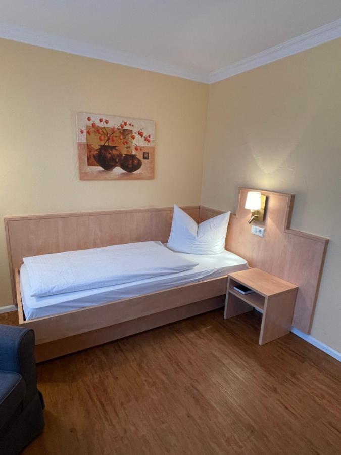 Zum Schwanen Garni Hotel Buggingen Ngoại thất bức ảnh