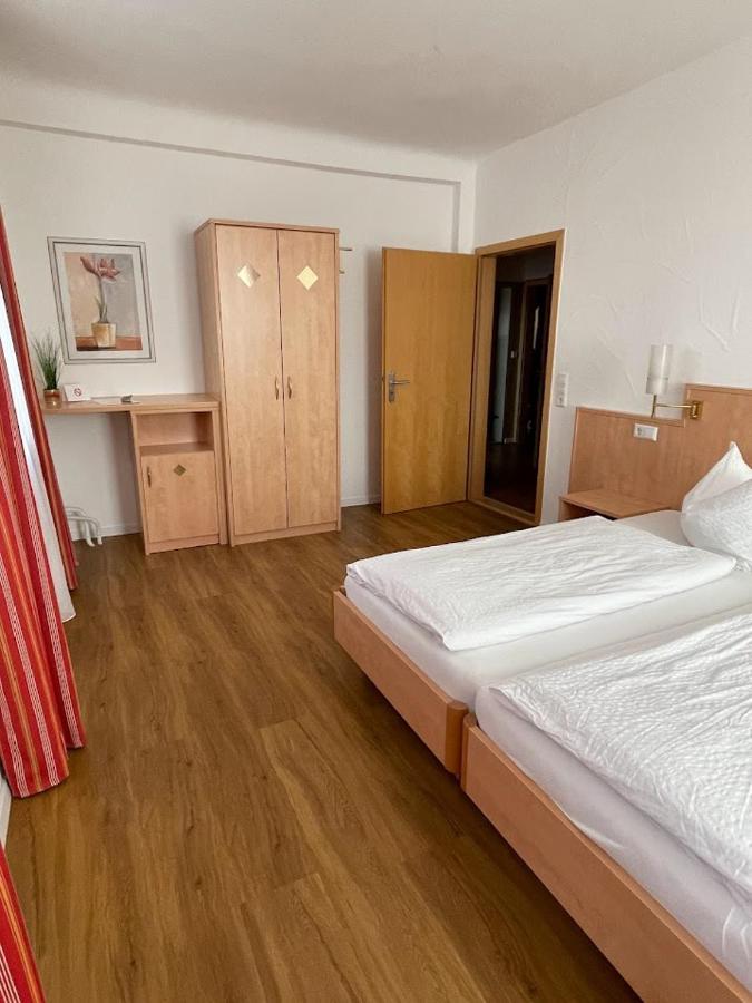 Zum Schwanen Garni Hotel Buggingen Ngoại thất bức ảnh