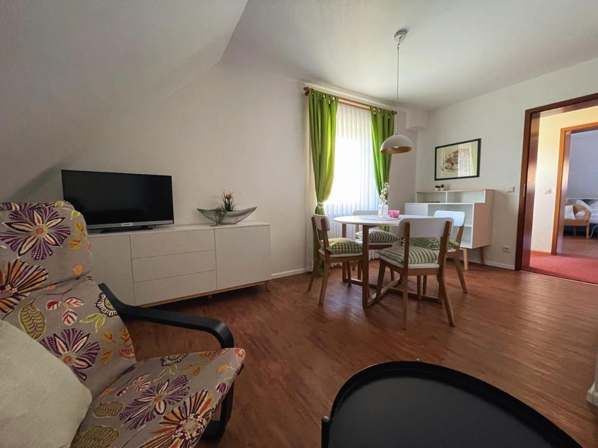 Zum Schwanen Garni Hotel Buggingen Ngoại thất bức ảnh
