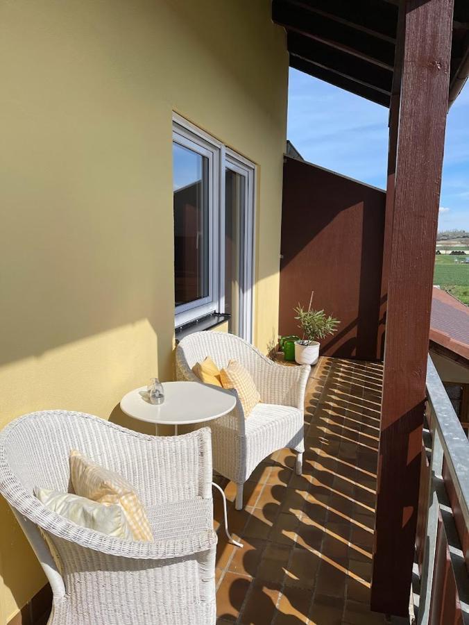 Zum Schwanen Garni Hotel Buggingen Ngoại thất bức ảnh